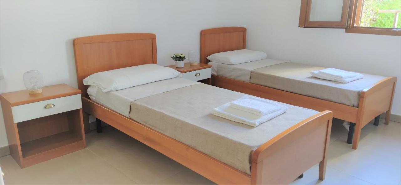 Sun Light Apartment Tortoli Bagian luar foto