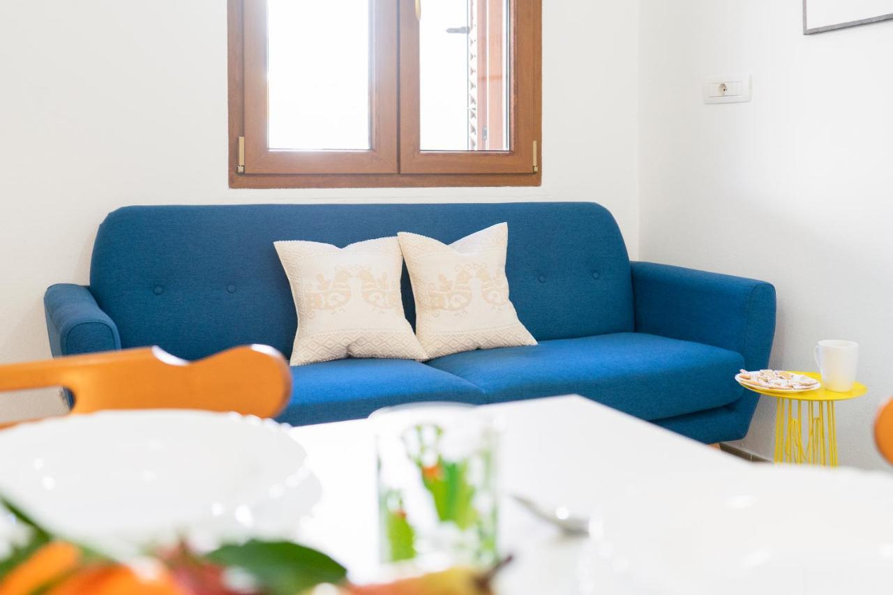 Sun Light Apartment Tortoli Bagian luar foto